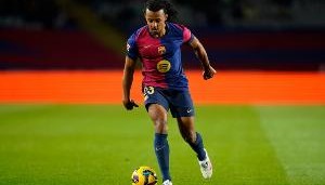 kaiyun-西媒：弗里克考虑让孔德部分比赛踢中卫，埃里克-加西亚踢右后卫