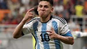 TyC：埃切维里夏季将租借赫罗纳，未来几个月他都将踢不上球