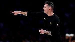 湖人近10战仅3胜7负 失利的场均分差高达15.7分