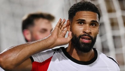 开云体育下载-罗马诺：截至目前曼联没接触奇克，维拉正在尝试引入他