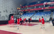 开云体育下载-中国女篮抵达合肥赛区 短暂休整后前往场馆进行踩场训练