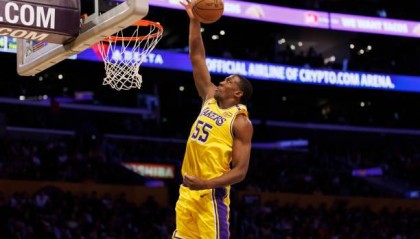 跟队记者：湖人会在今夏留下两名双向合同球员，他们是可靠的球员